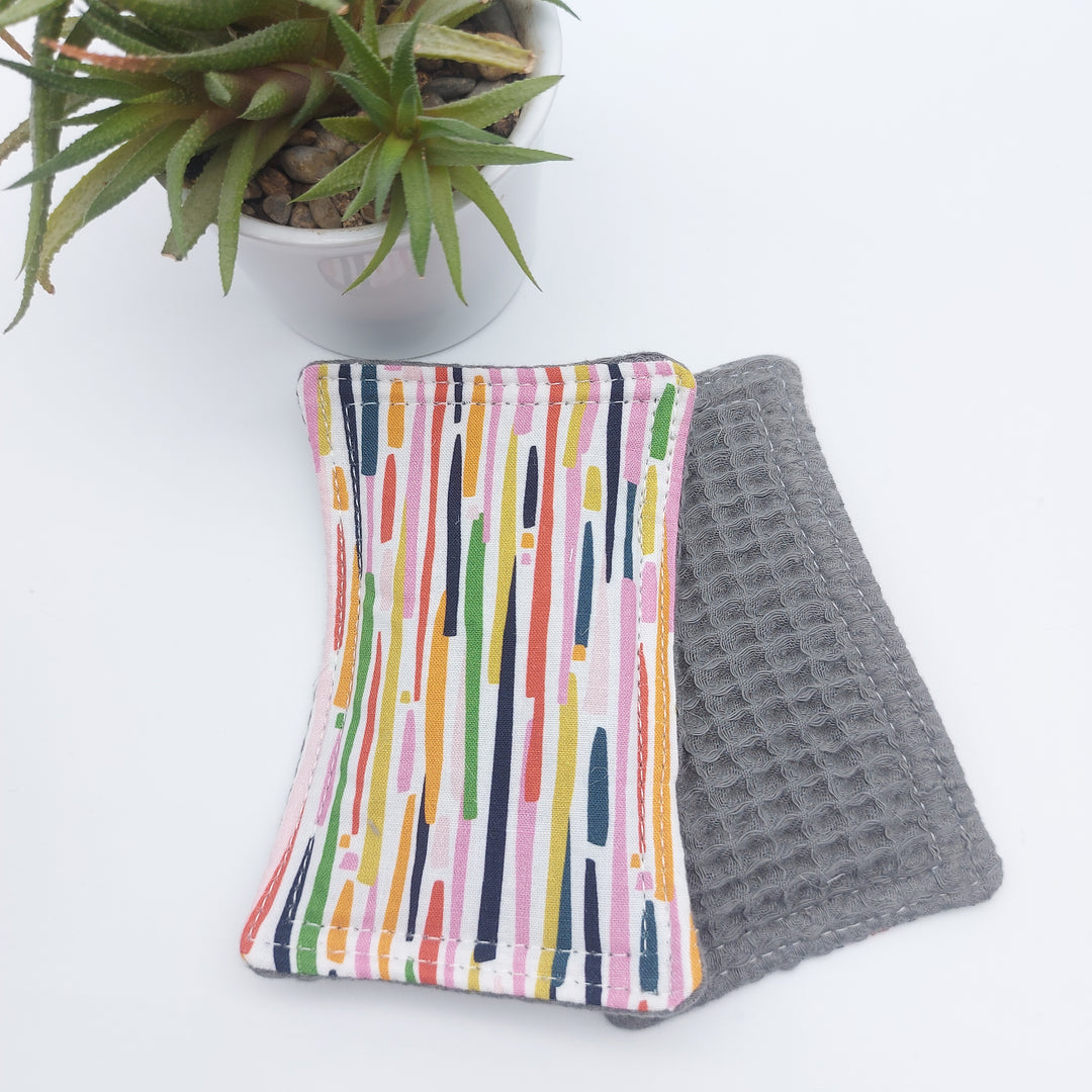 Éponge lavable et réutilisable - coton nid d'abeille douce - multicolore