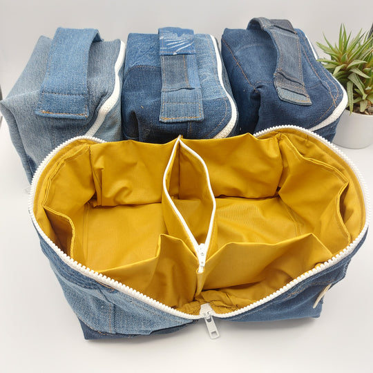 Trousse de toilette - grand carré - denim bleu - intérieur jaune