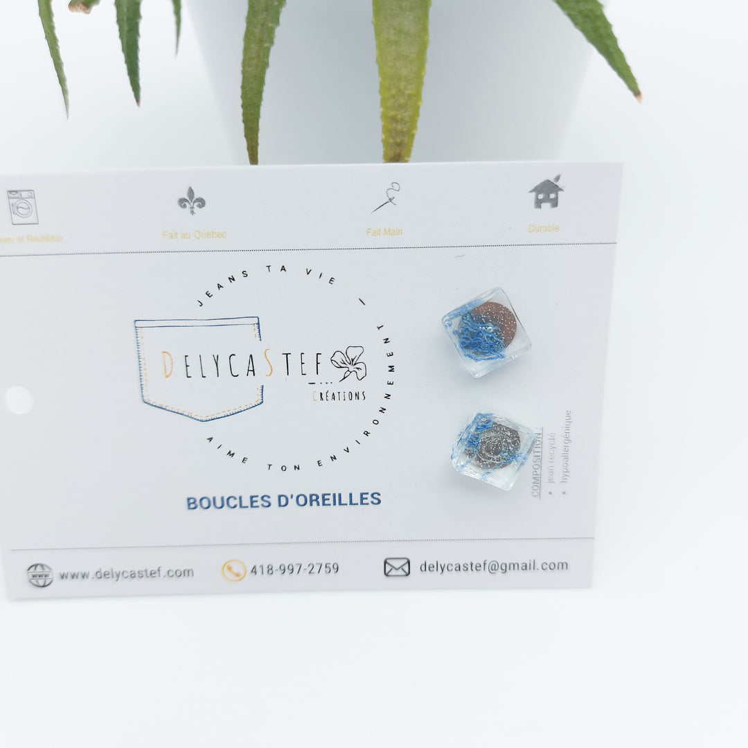 DelycaStef boucle oreilles  clou carré denim clair