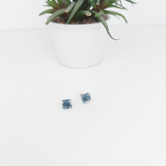 delycastef boucle oreille clou resine denim carre