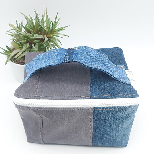Trousse de toilette - grand carré - denim bleu et noir - intérieur jaune