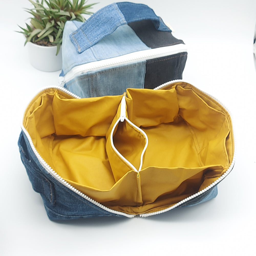 Trousse de toilette - grand carré - denim bleu et noir - intérieur jaune
