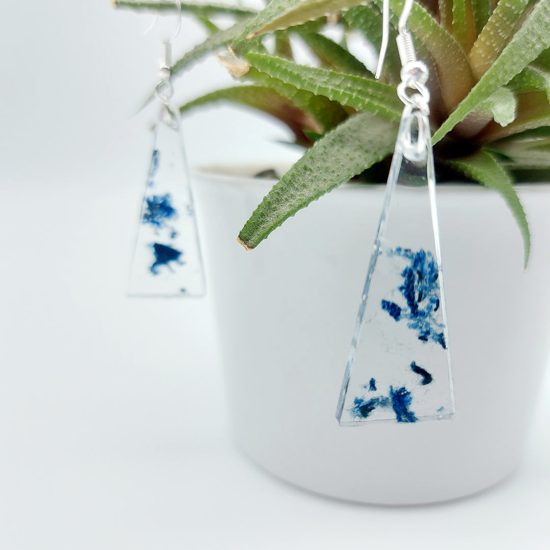 Boucles oreilles resine jeans triangle long - DelycaStef