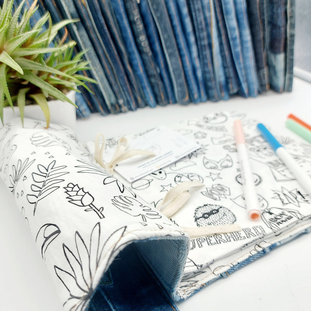 DelycaStef- cahier coloriage lavable - jungle - ceinture denim bleu - ouver