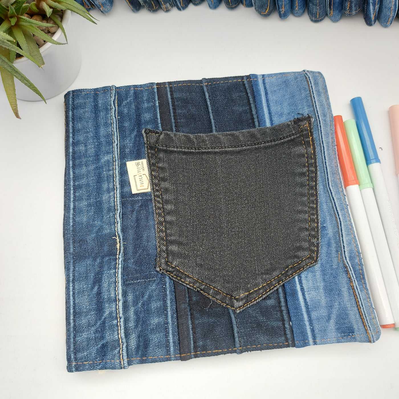 DelycaStef- cahier coloriage lavable - jungle - ceinture denim bleu - poche noir