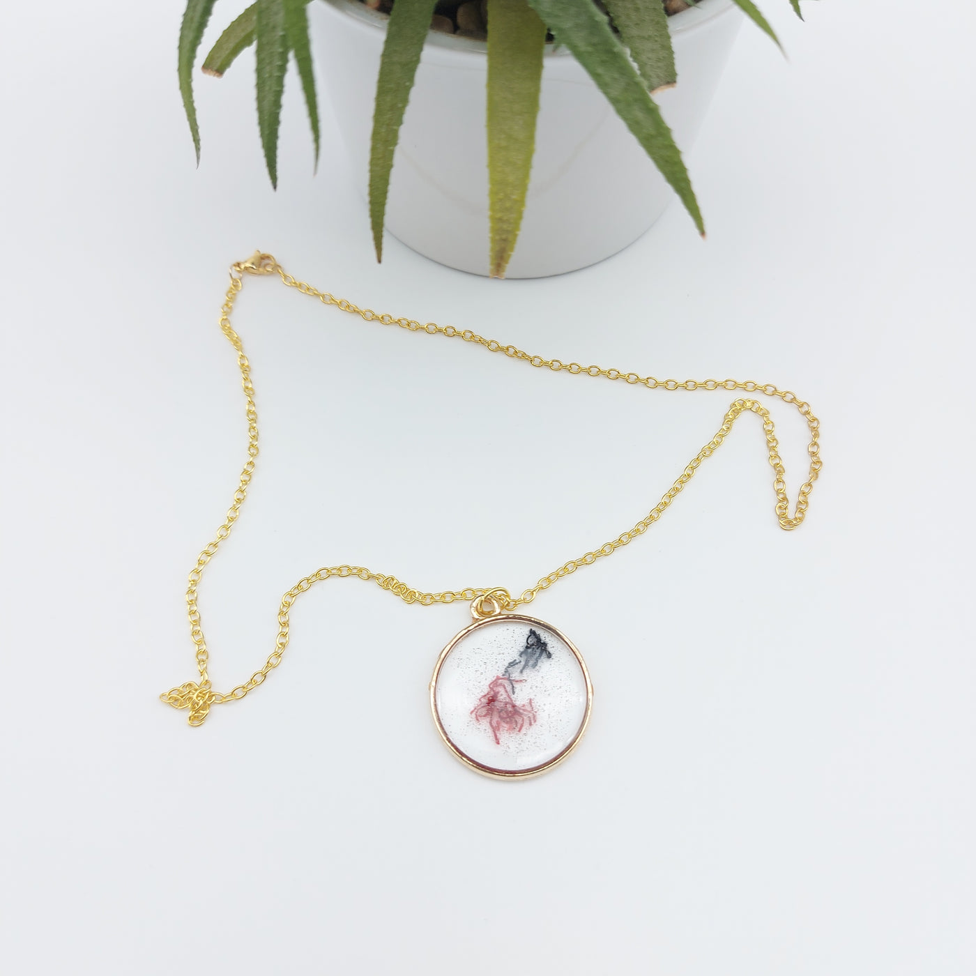 DelycaStef collier rond rouge  denim