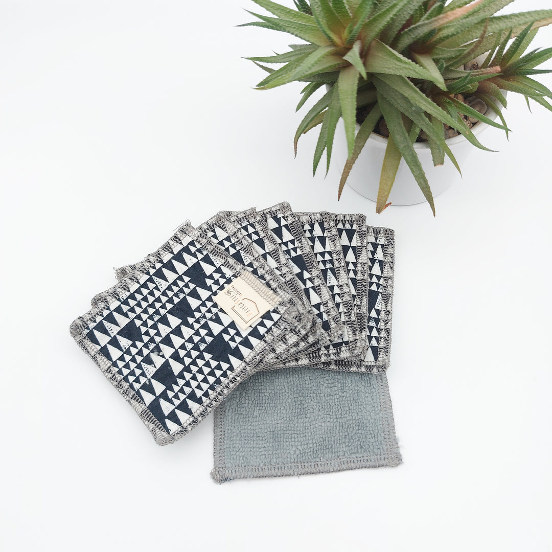 Lingettes démaquillantes lavables - lot de 8 - bleu foncé triangle blanc - bambou anthracite