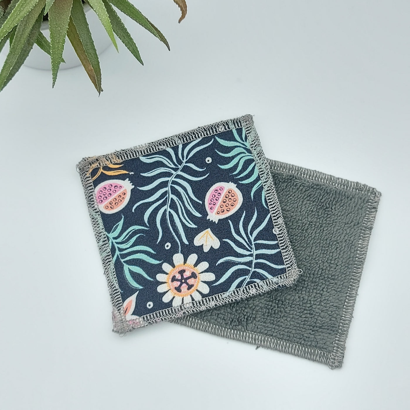 lingette demaquillante bambou douce unite noir grosses fleurs - DelycaStef