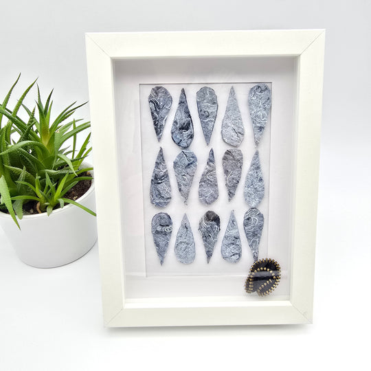 Cadre décoratif – Art en denim recyclé - gouttes