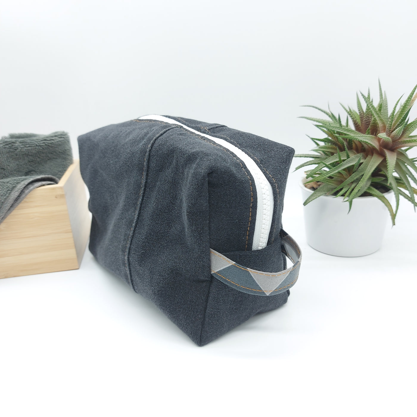 DelycaStef trousse de toilette rectangle noir triangle