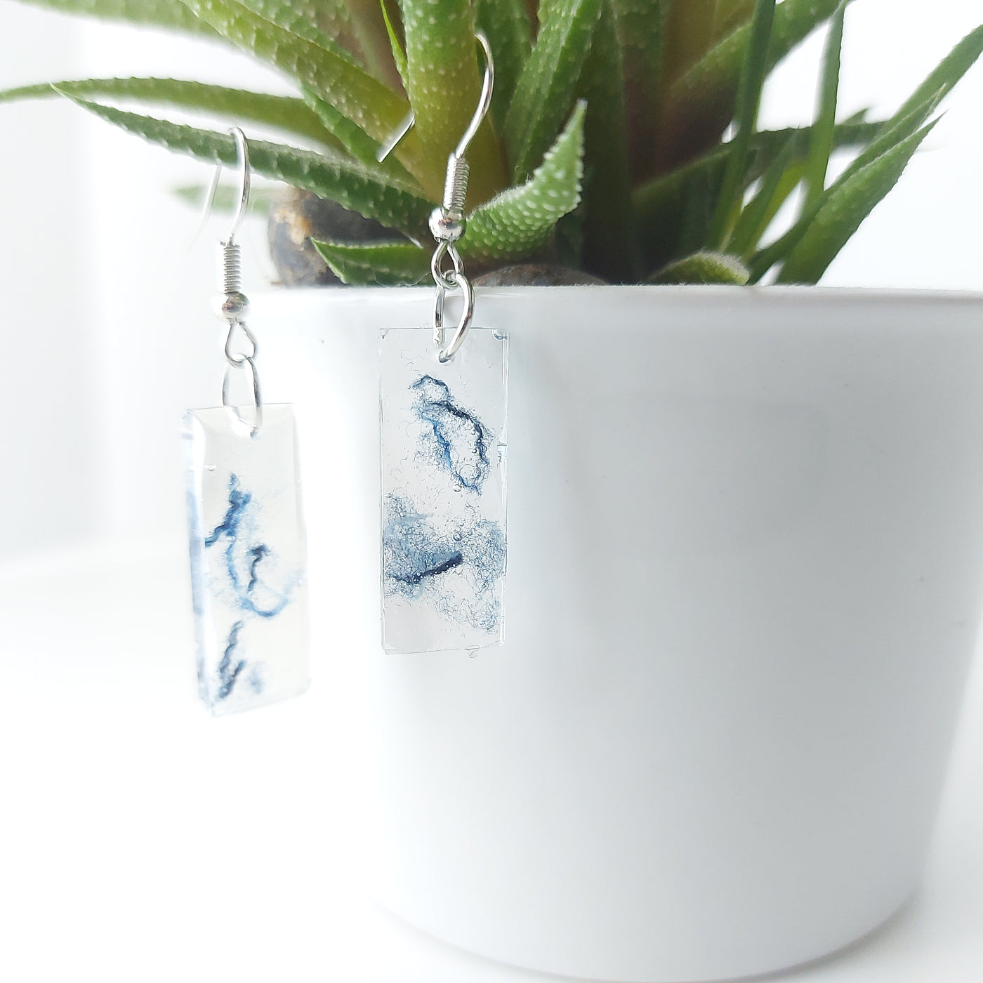 delycastef boucle oreille pendante resine  rectangle