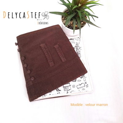 Cahier de coloriage lavable - velour marron avec boutons - Delycastef