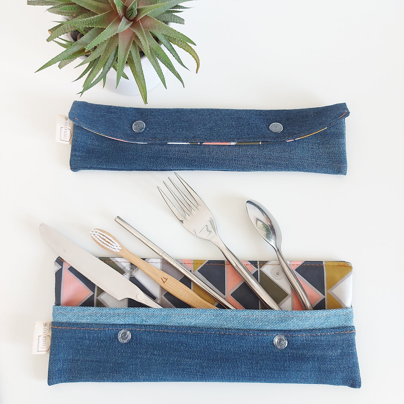 delycastef pochette ustensiles brosse dents denim bleu triangle